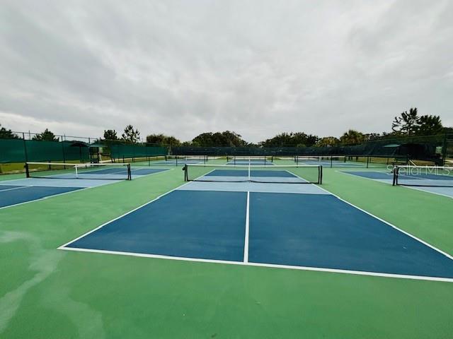 SUMMERVIEW/WOLF CRK RDG PH 2B- - Residential