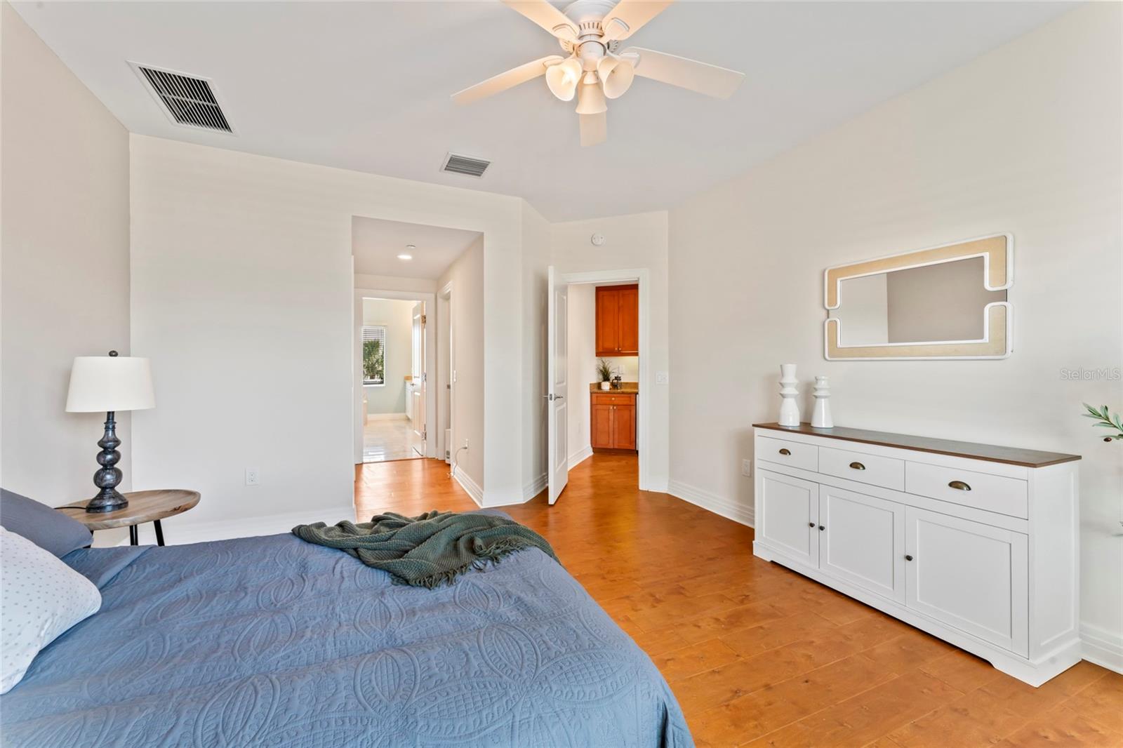 WATER CLUB SNELL ISLE CONDO - Residential