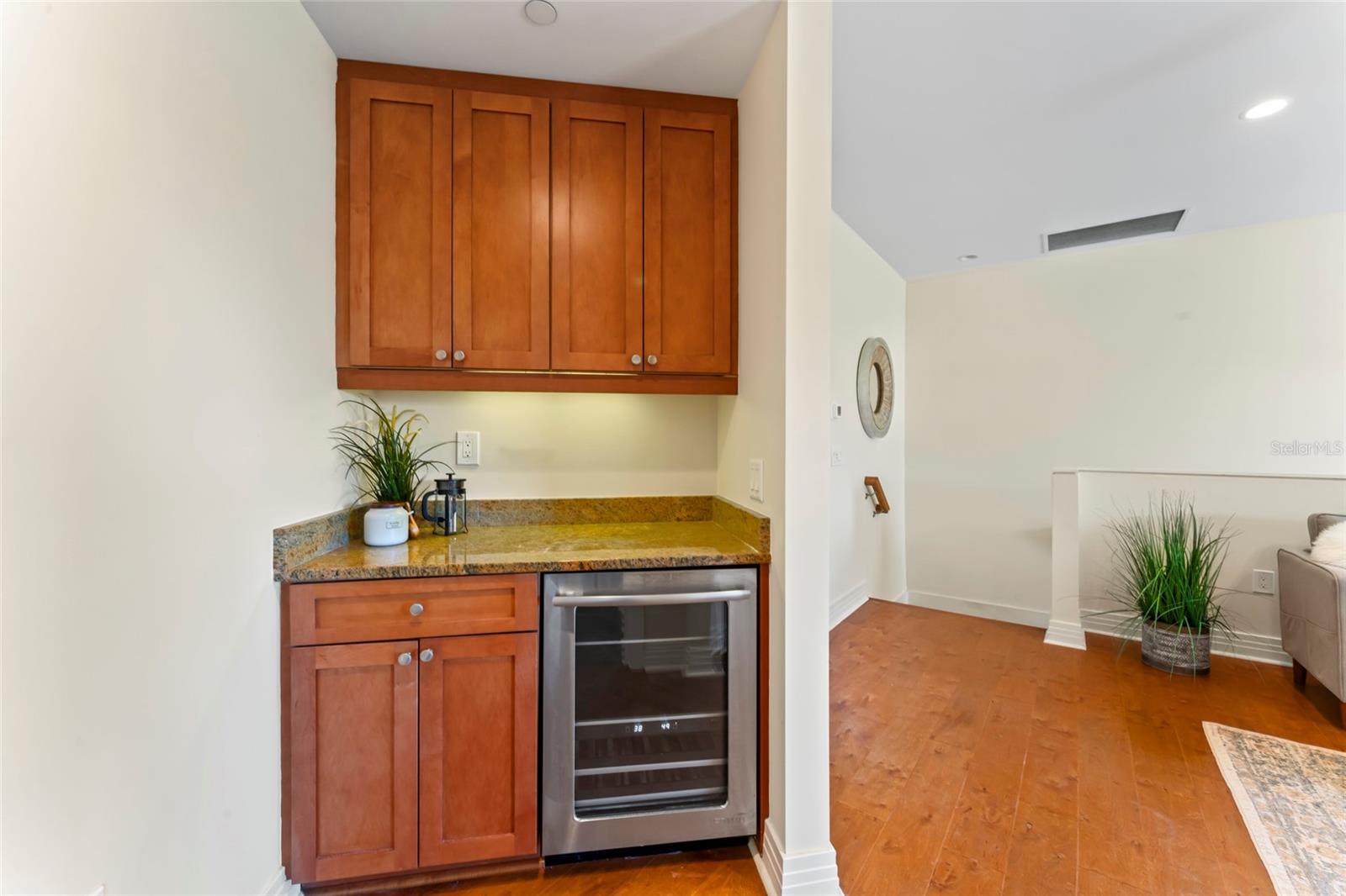 WATER CLUB SNELL ISLE CONDO - Residential