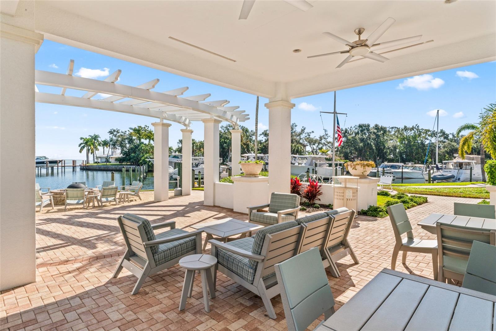 WATER CLUB SNELL ISLE CONDO - Residential