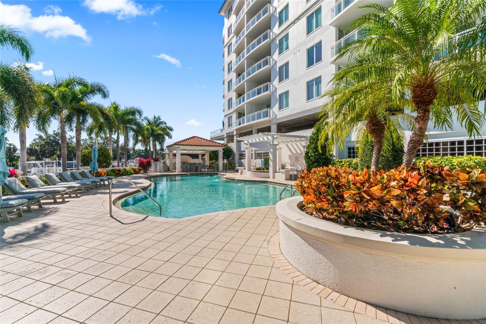 WATER CLUB SNELL ISLE CONDO - Residential