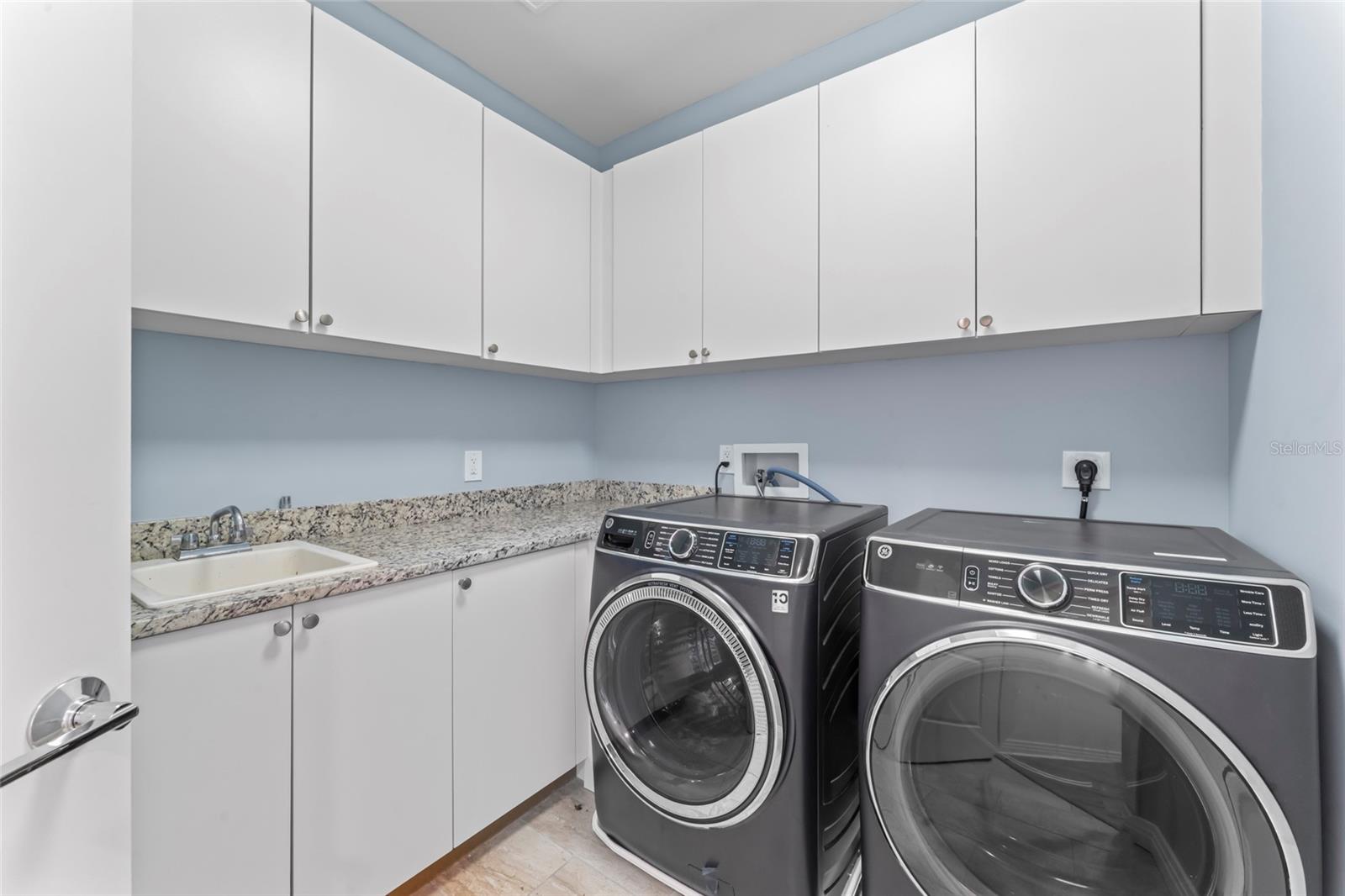 WATER CLUB SNELL ISLE CONDO - Residential