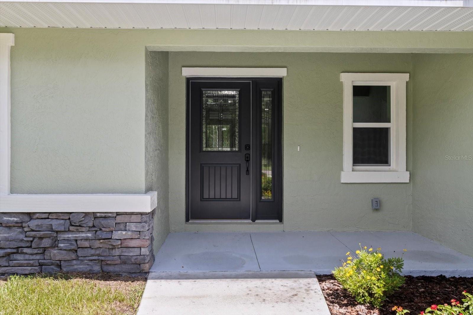 339 E ENFIELD LANE