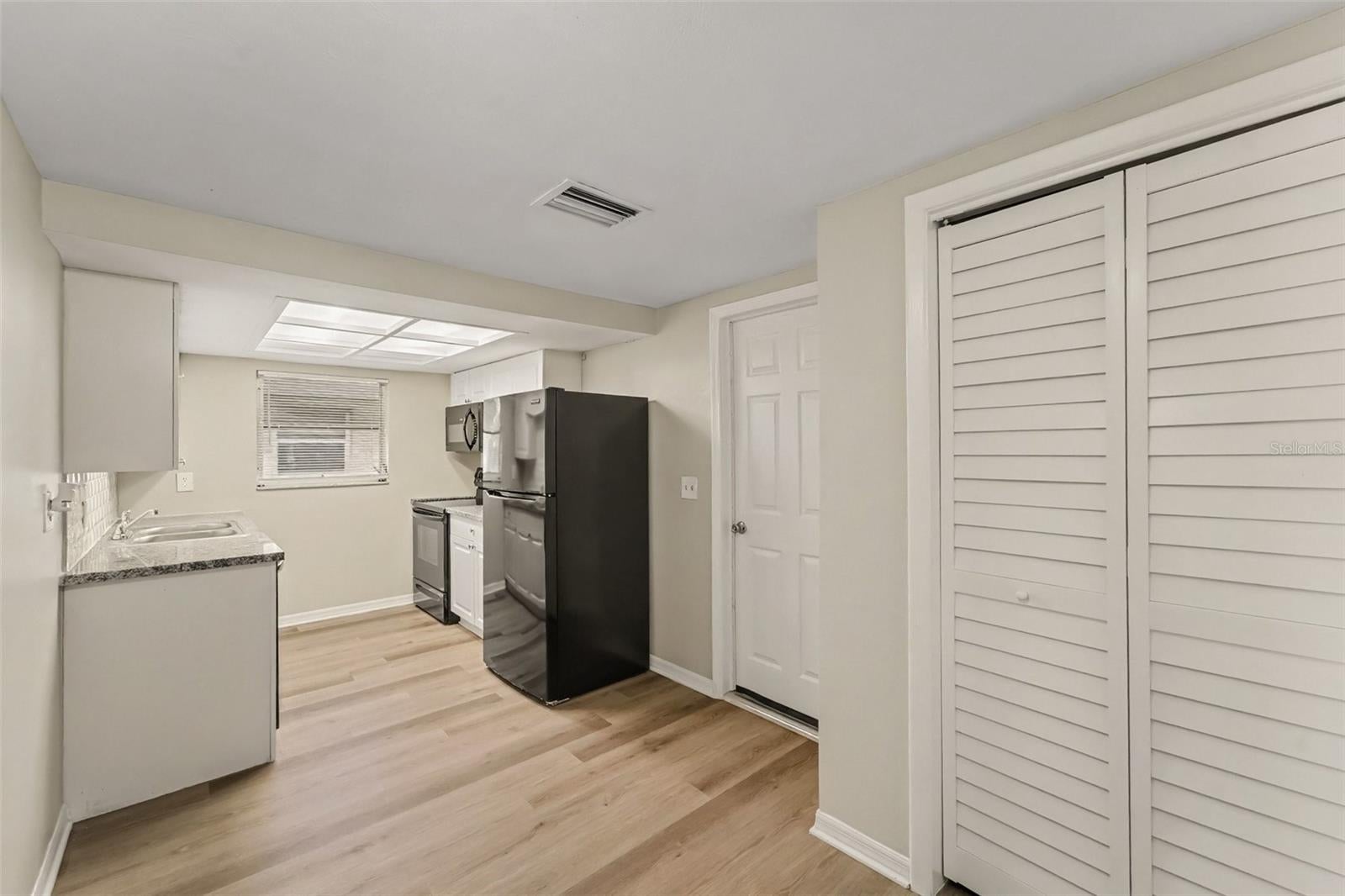 5310 BOB WHITE DRIVE