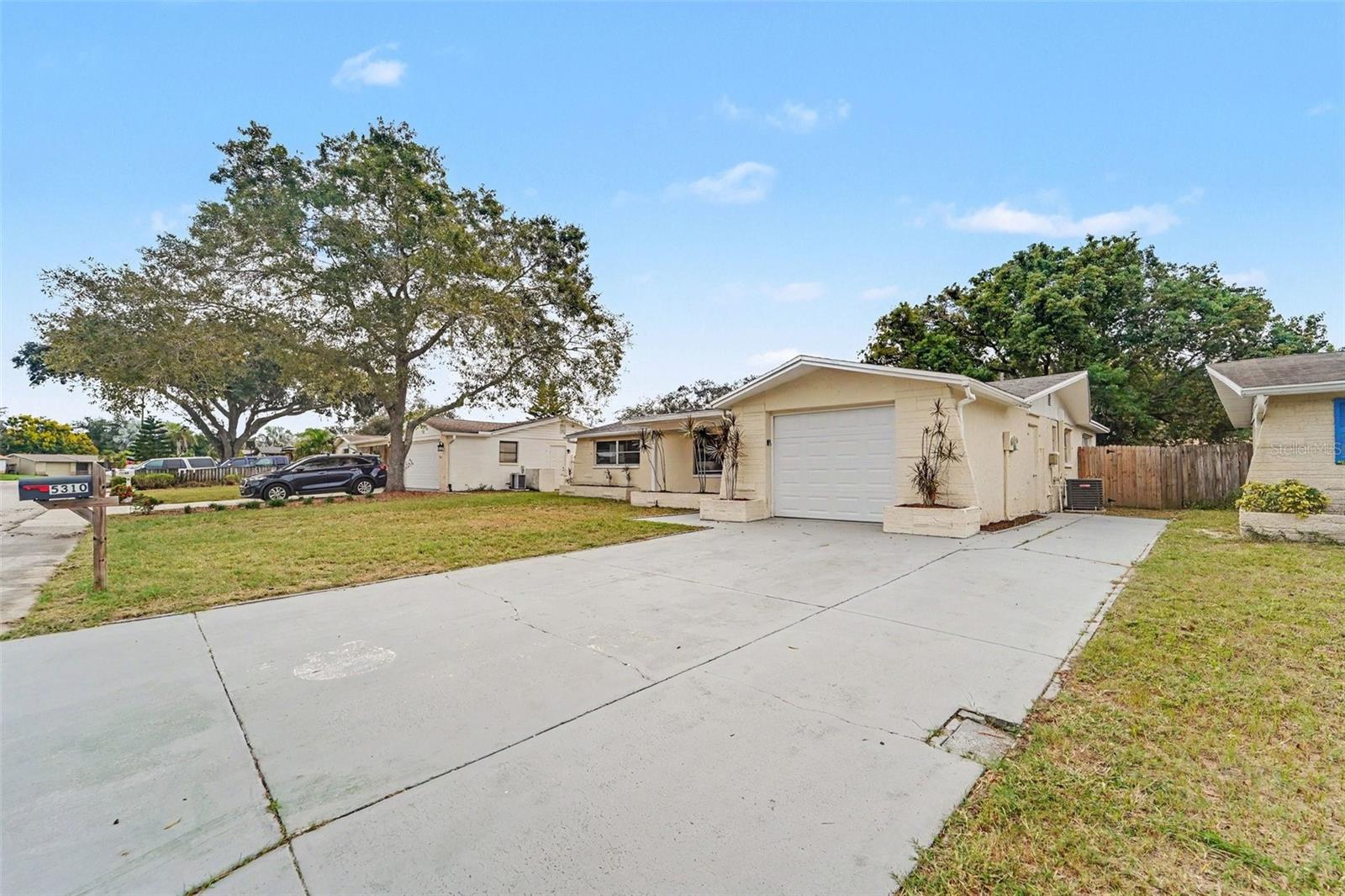 5310 BOB WHITE DRIVE