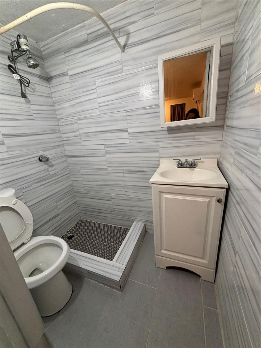 VILLA CAROLINA - Residential Lease