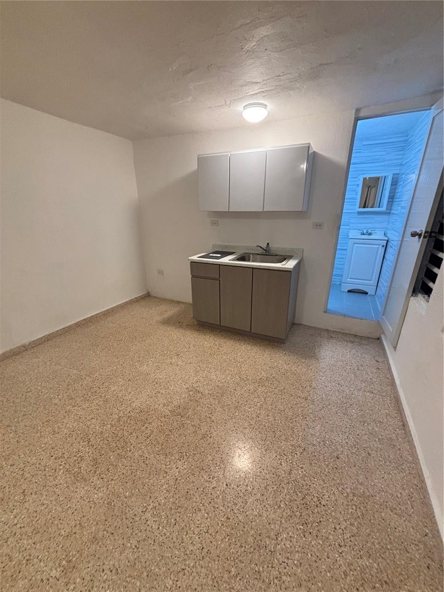 VILLA CAROLINA - Residential Lease