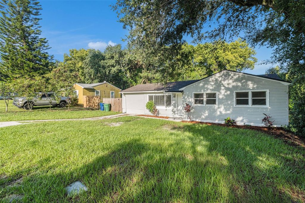 Photo of 7202 N 21st Street, Tampa, FL 33610 (MLS # TB8346386)