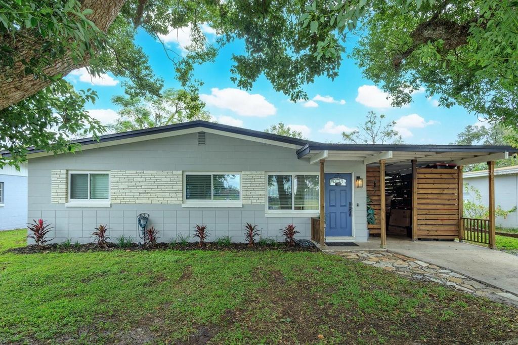 Photo of 199 E Marvin Avenue, Longwood, FL 32750 (MLS # O6353544)