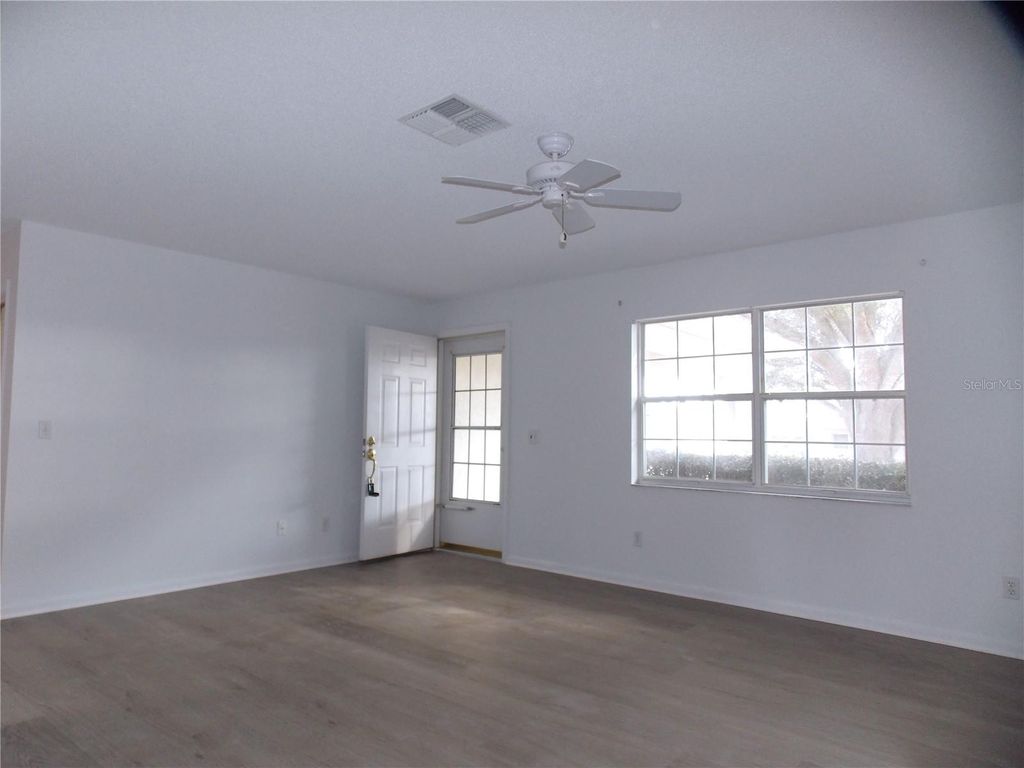 Photo of 9859 SW 97th Lane, Ocala, FL 34481 (MLS # OM718031)