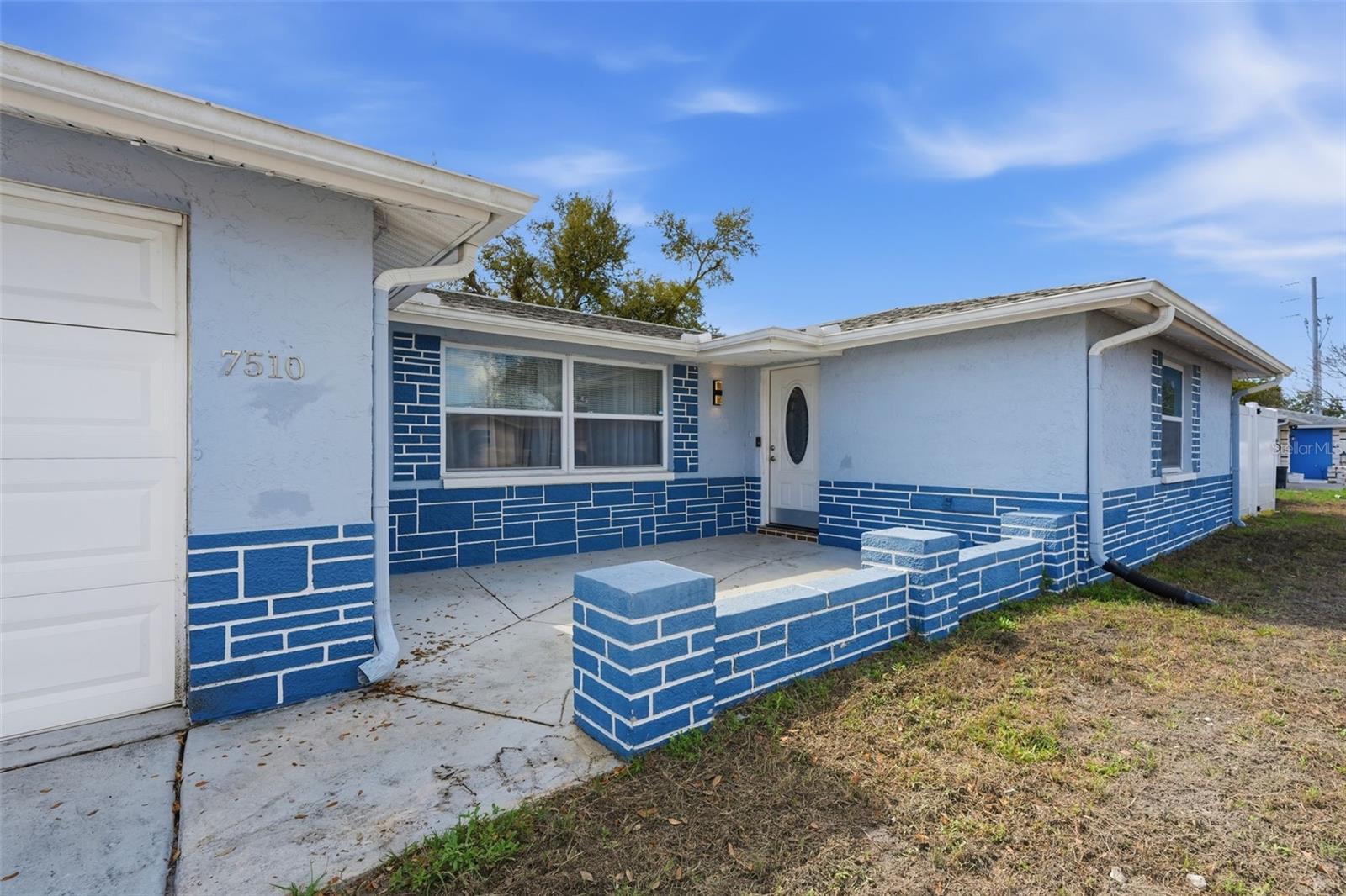 7510 JUDITH CRESCENT