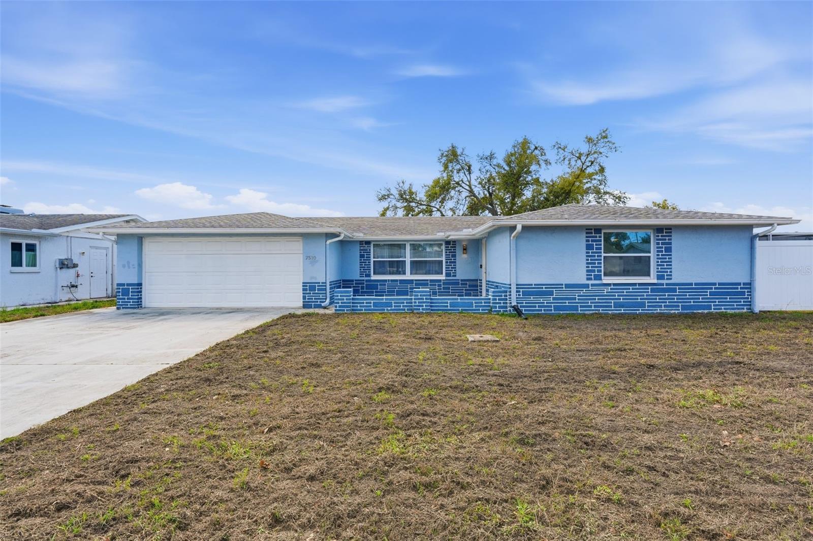 PALM TERRACE GARDENS - Residential