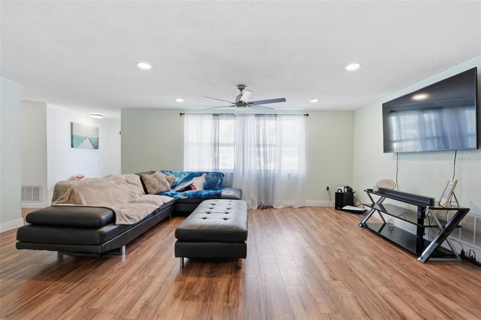 PALM TERRACE GARDENS - Residential