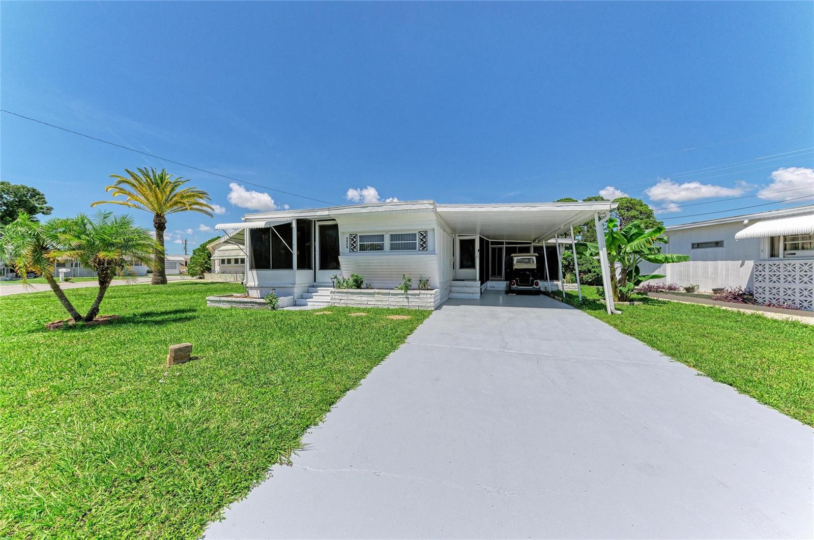 4924 OAKLAND HILLS AVENUE