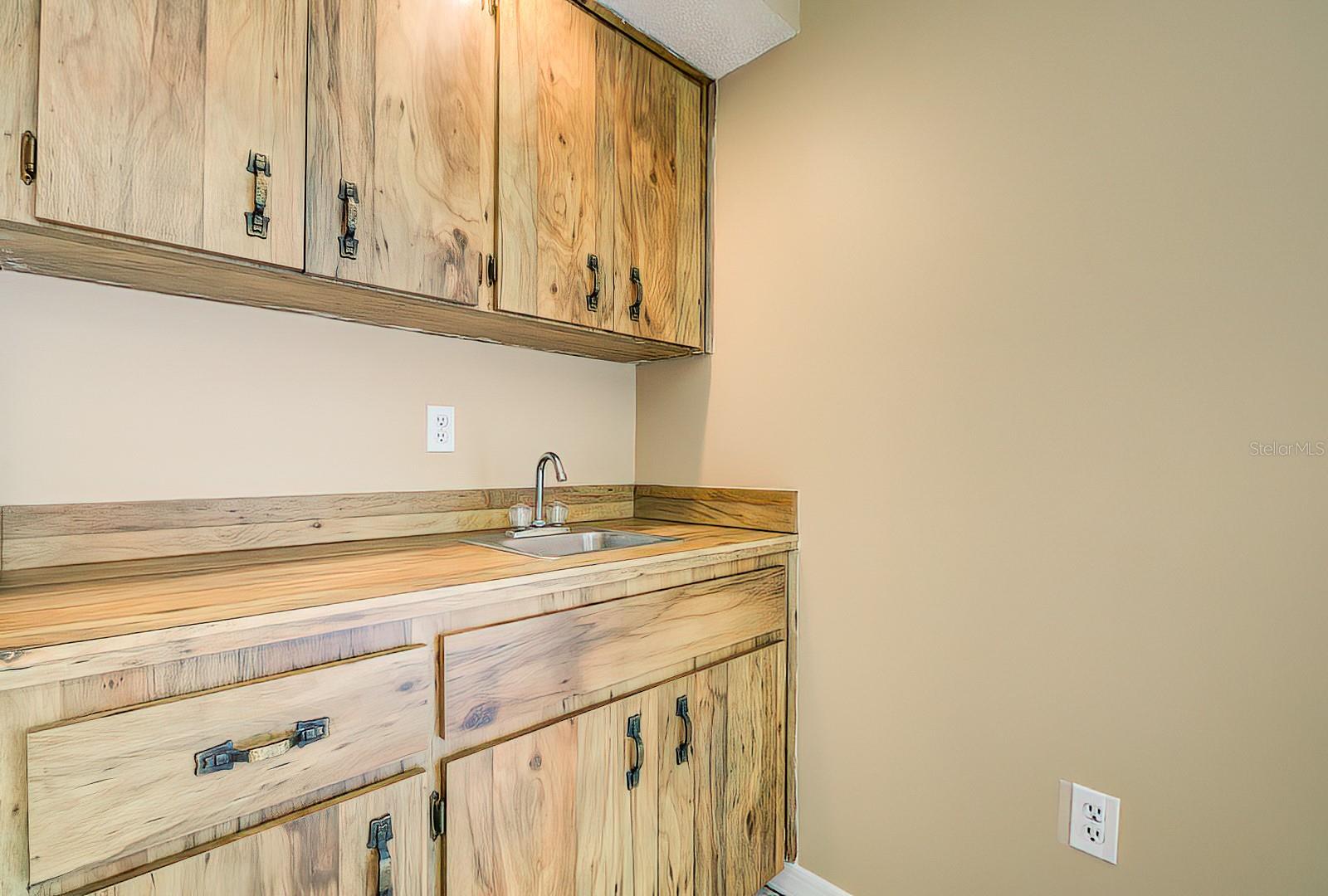 SPRING HILL - Residential Lease