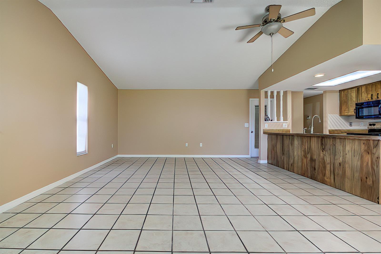 SPRING HILL - Residential Lease