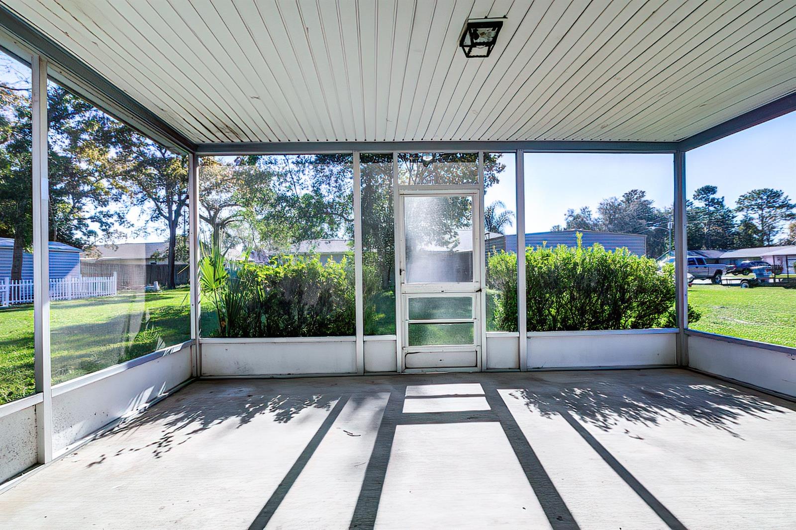 SPRING HILL - Residential Lease