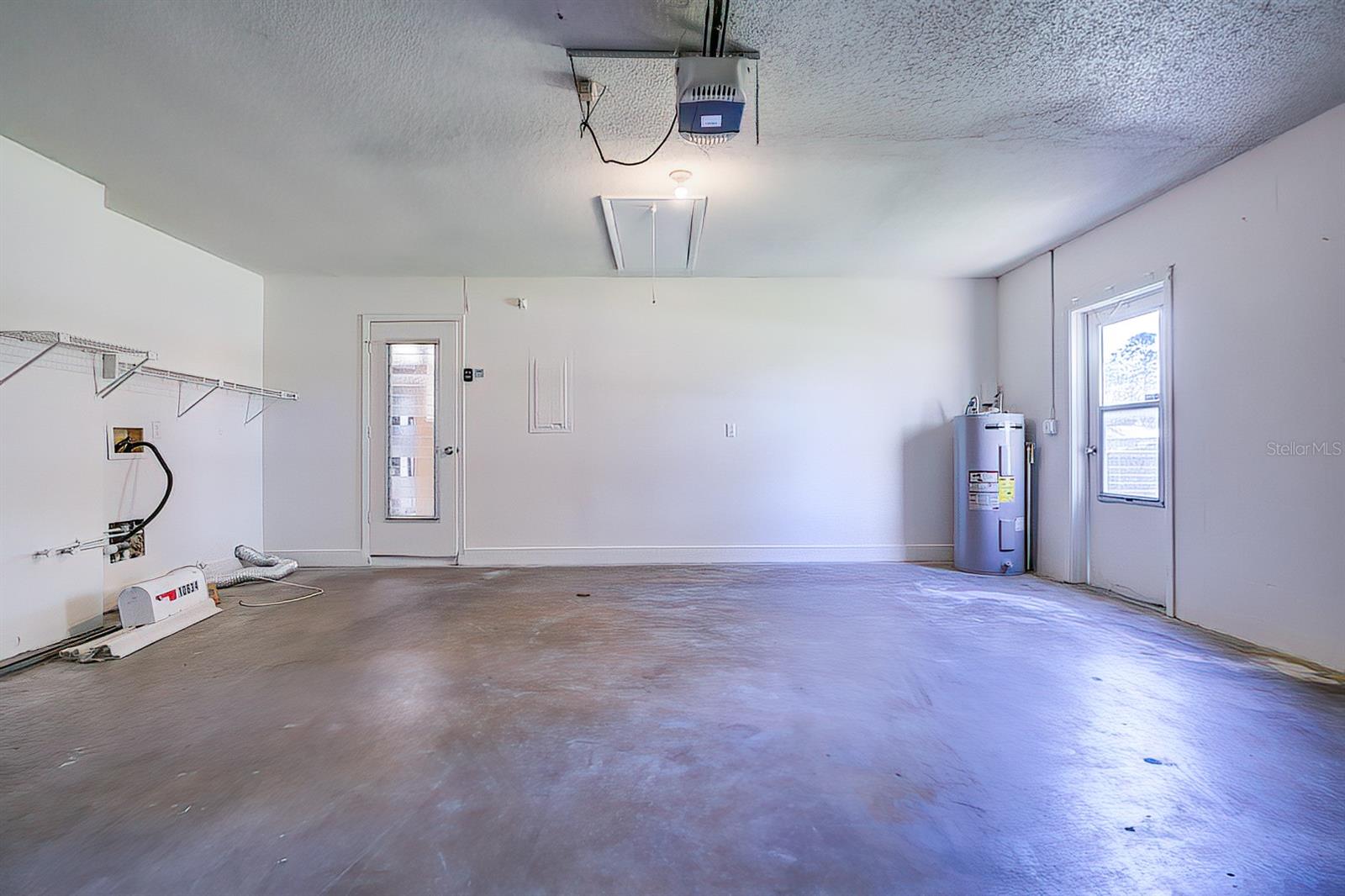 SPRING HILL - Residential Lease