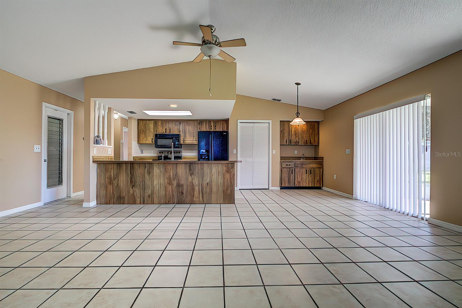 SPRING HILL - Residential Lease