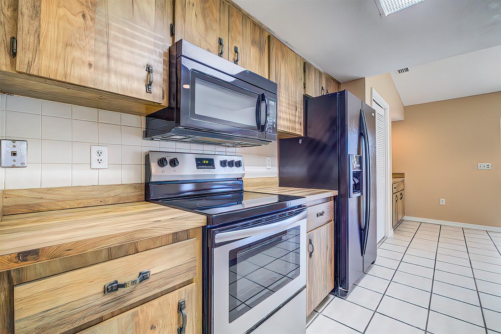 SPRING HILL - Residential Lease