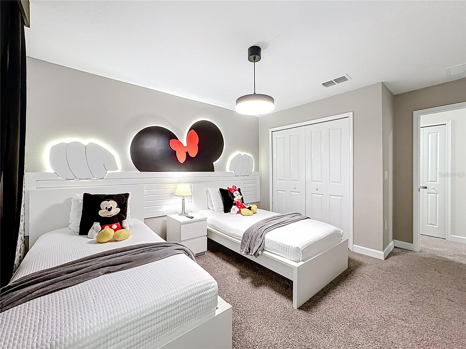 STOREY LAKE PH 2 - Residential