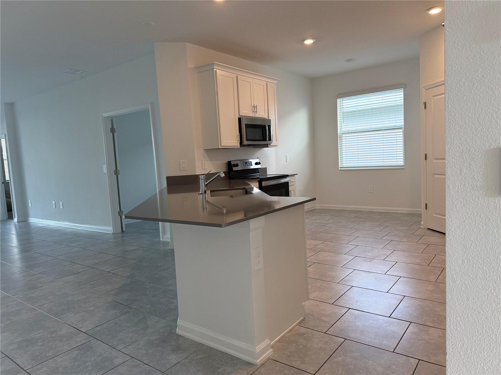 TRACT X - Residential Lease