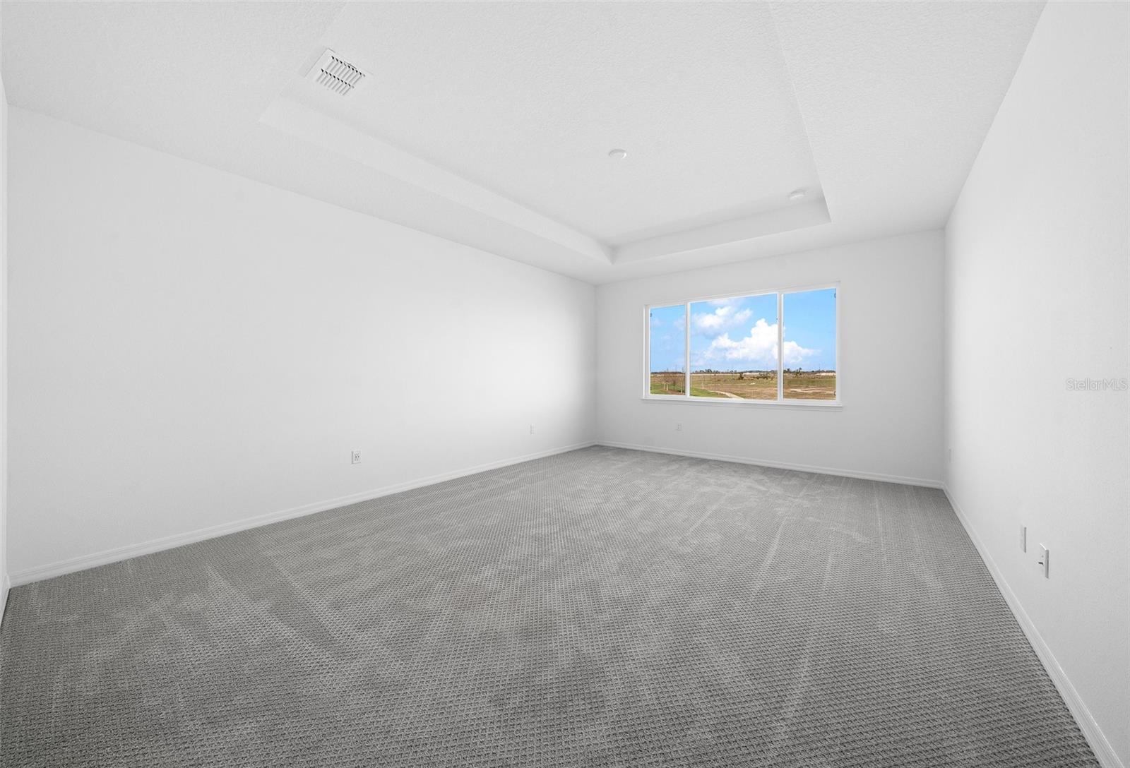 CALESA TOWNSHIP ROAN HILLS PH - Residential