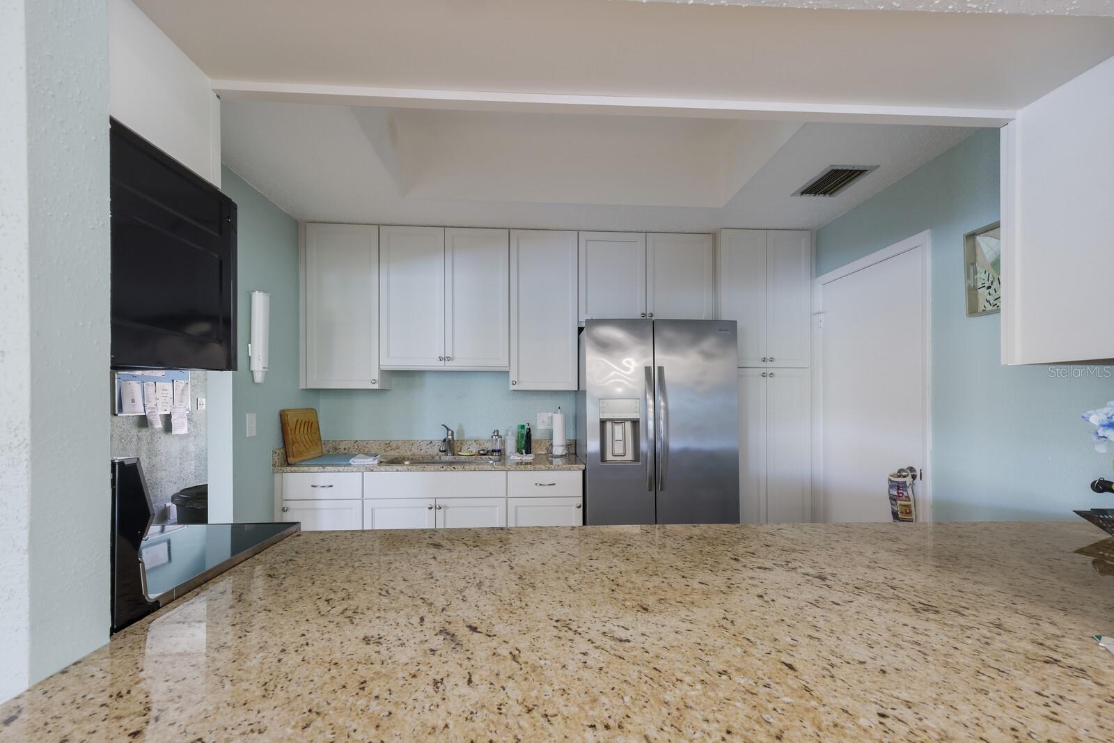 BAYSHORE ON THE LAKE APTS III SEC1 - Residential