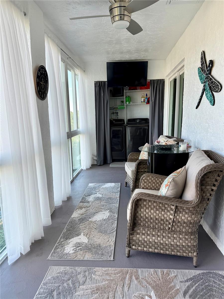 BAYSHORE ON THE LAKE APTS III SEC1 - Residential
