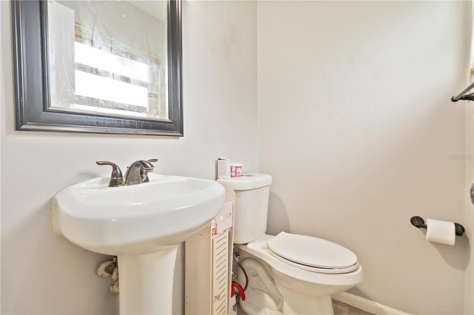 MALIBU GROVES NINTH ADD - Residential