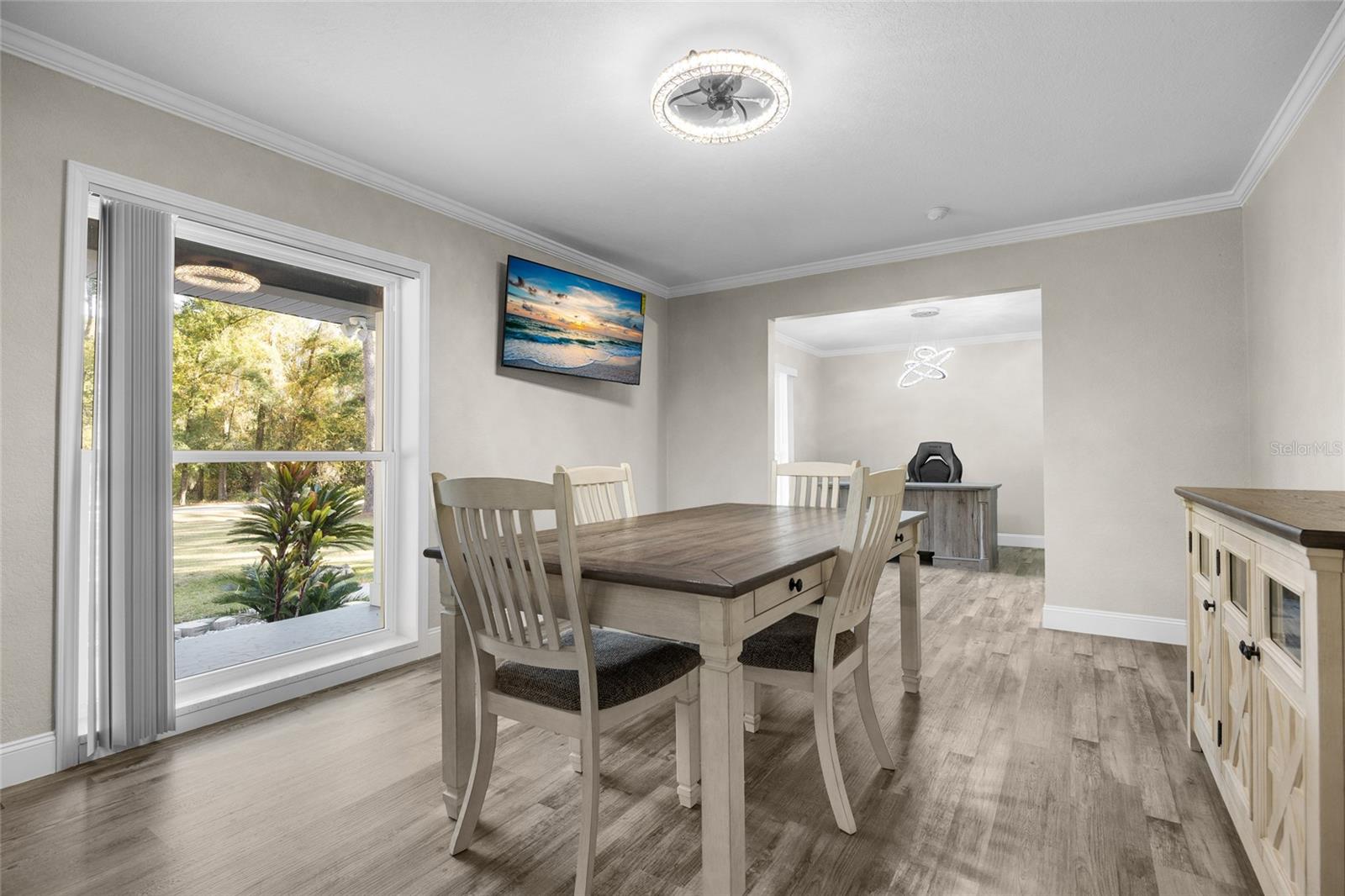 WEST HILLS - Residential