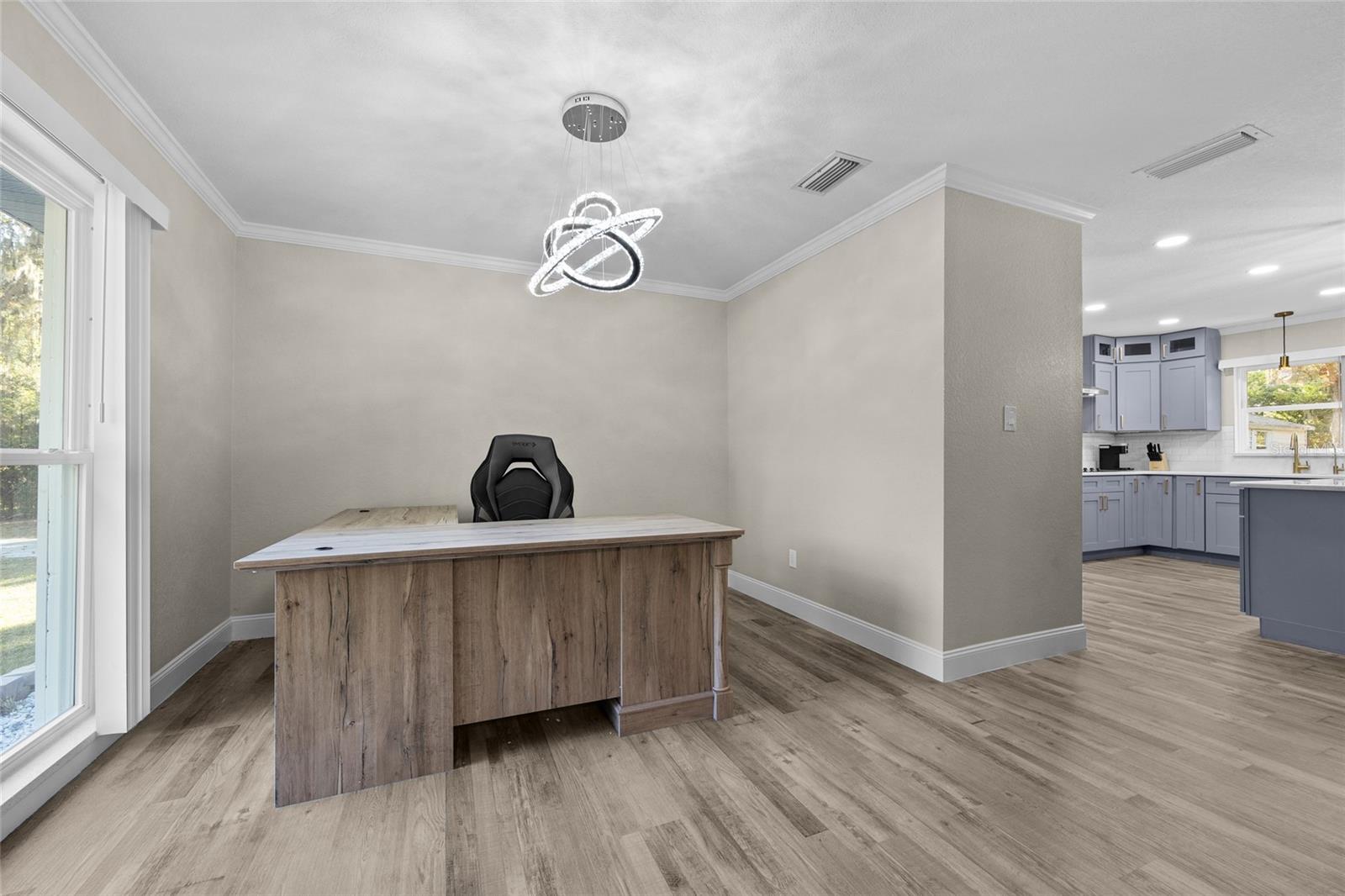 WEST HILLS - Residential