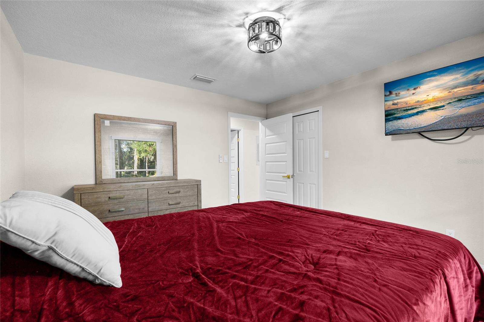 WEST HILLS - Residential