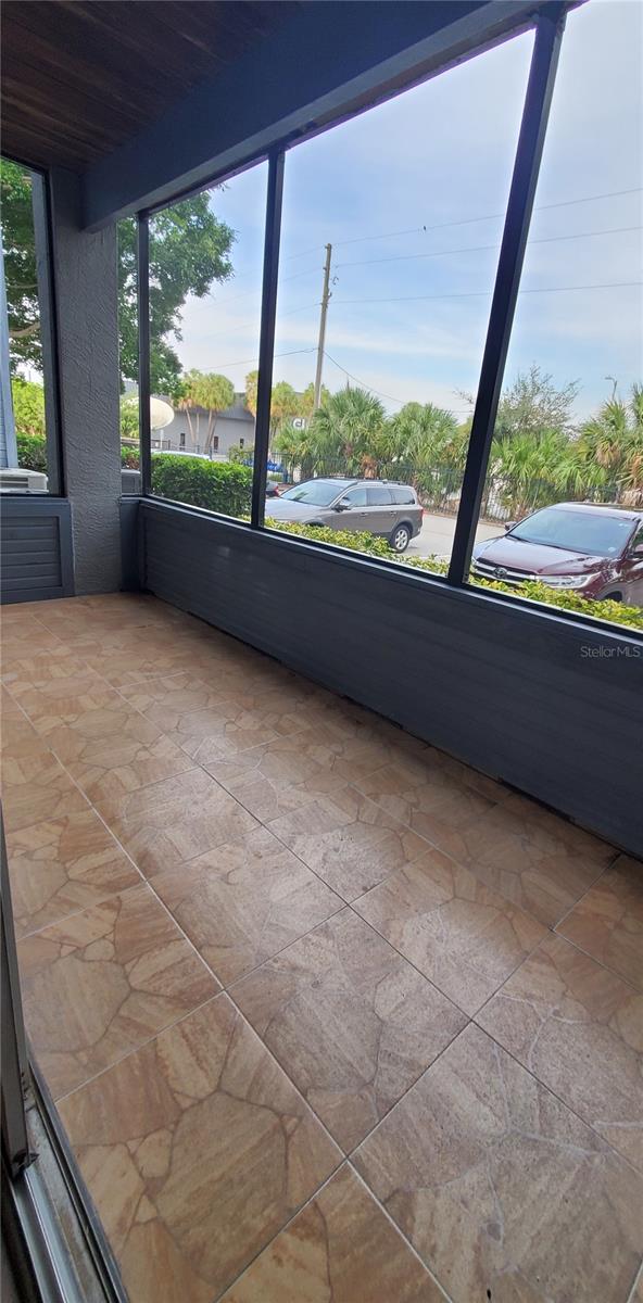 ITOPIA PRIVATE RESIDENCES CONDO - Residential