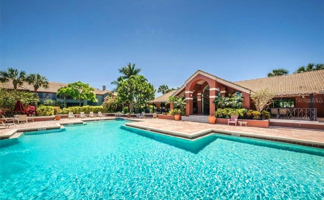 ITOPIA PRIVATE RESIDENCES CONDO - Residential