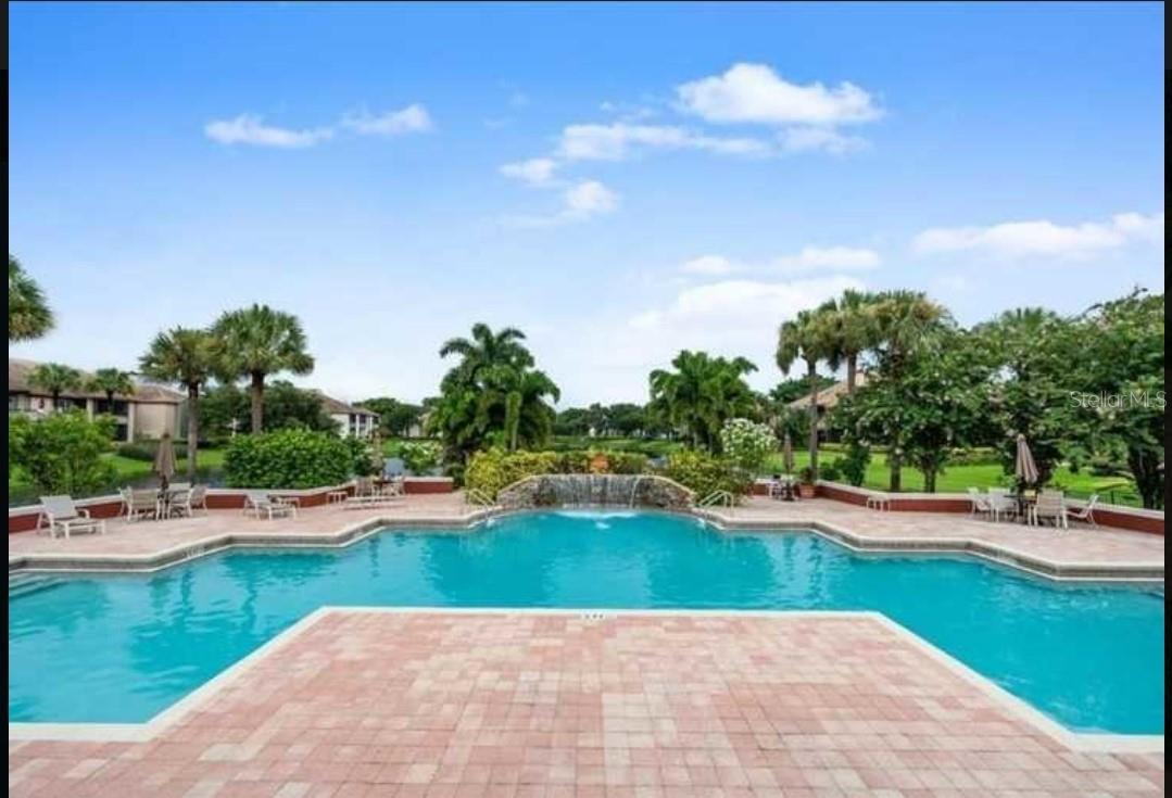 ITOPIA PRIVATE RESIDENCES CONDO - Residential