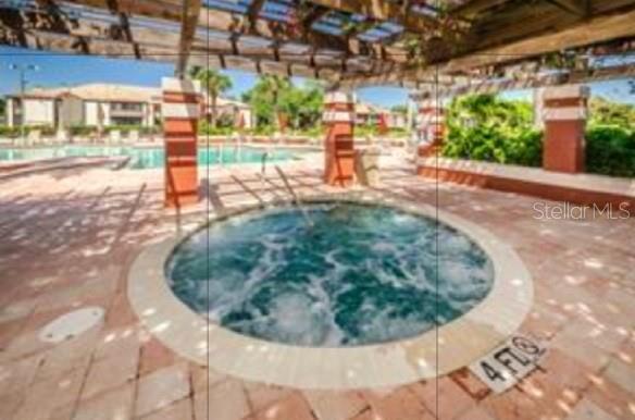 ITOPIA PRIVATE RESIDENCES CONDO - Residential