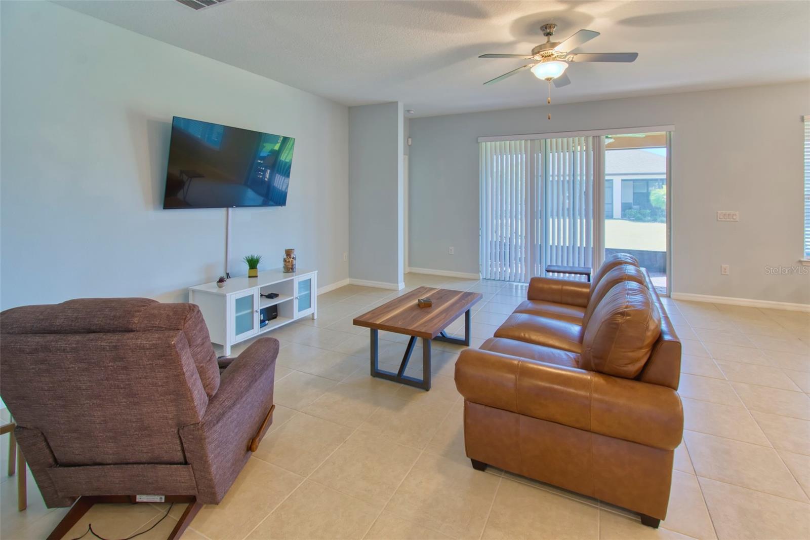 SOLIVITA PH 5-A - Residential