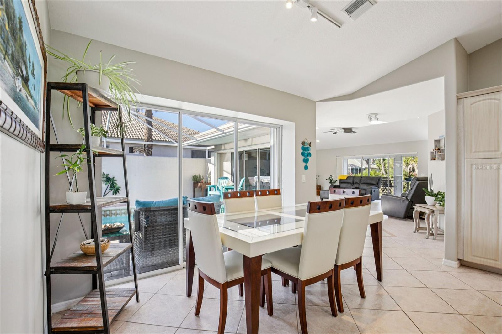 VENICE PALMS PH 1 - Residential