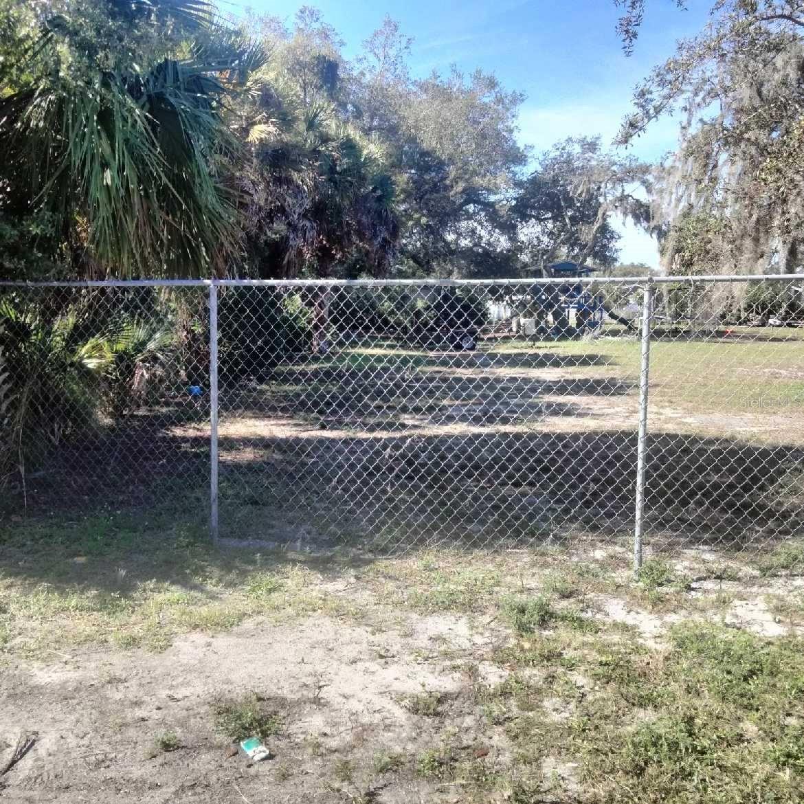 LAKE BONNY PARK SUB - Land