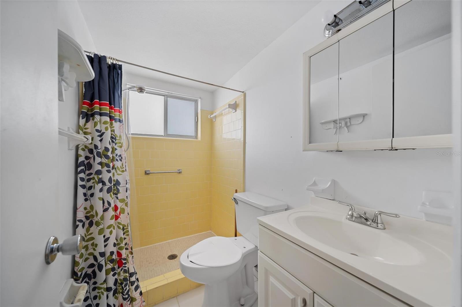 THE FOURTH BAYSHORE - Residential