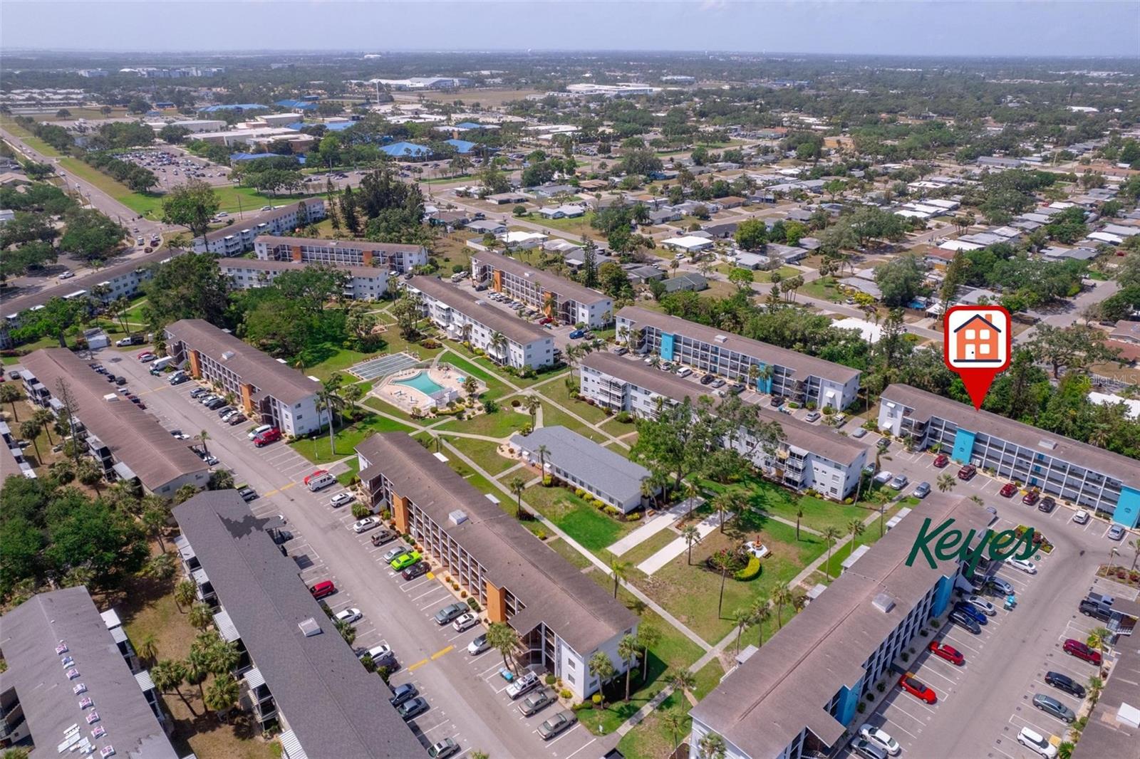 THE FOURTH BAYSHORE - Residential