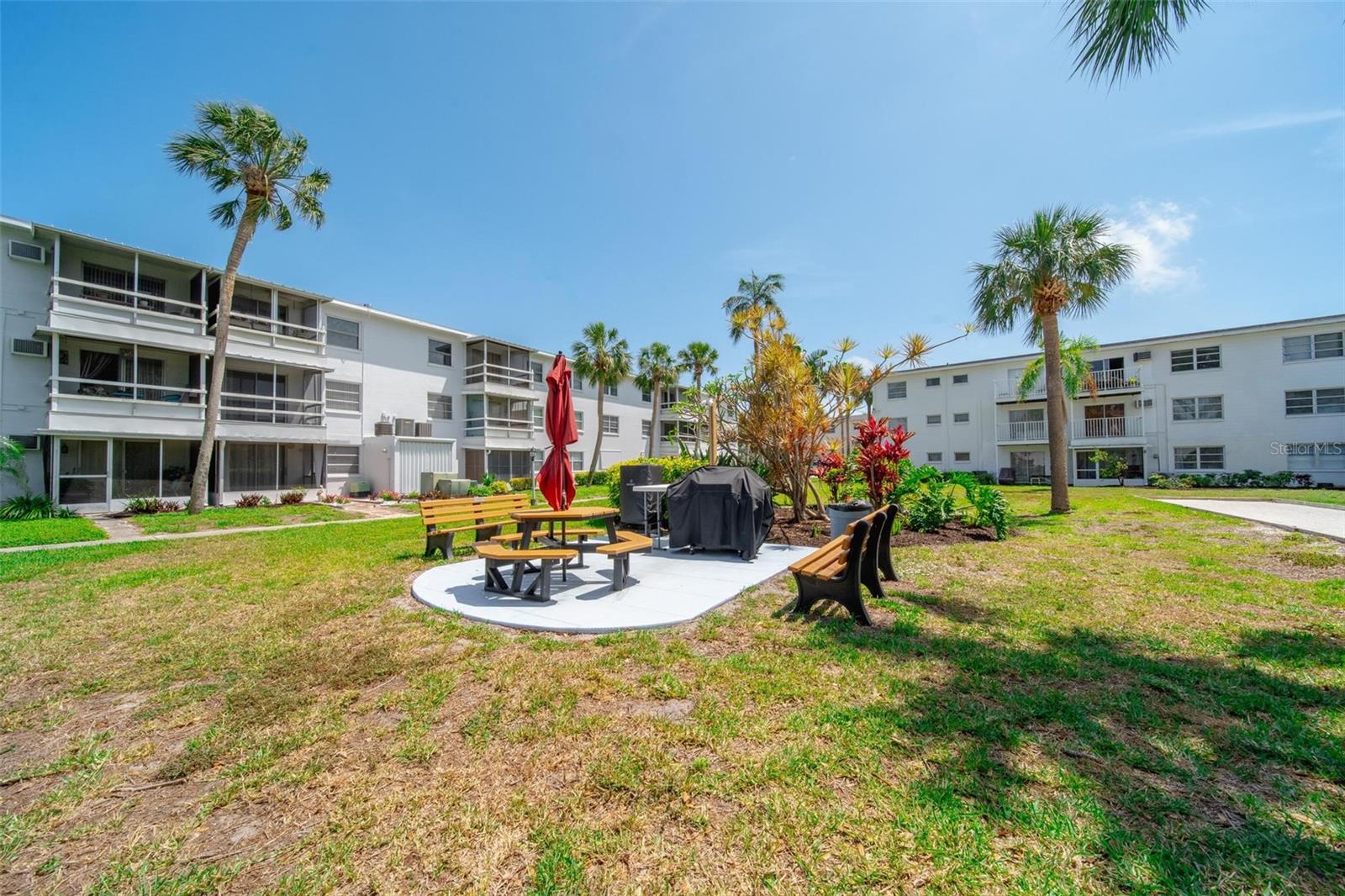 THE FOURTH BAYSHORE - Residential