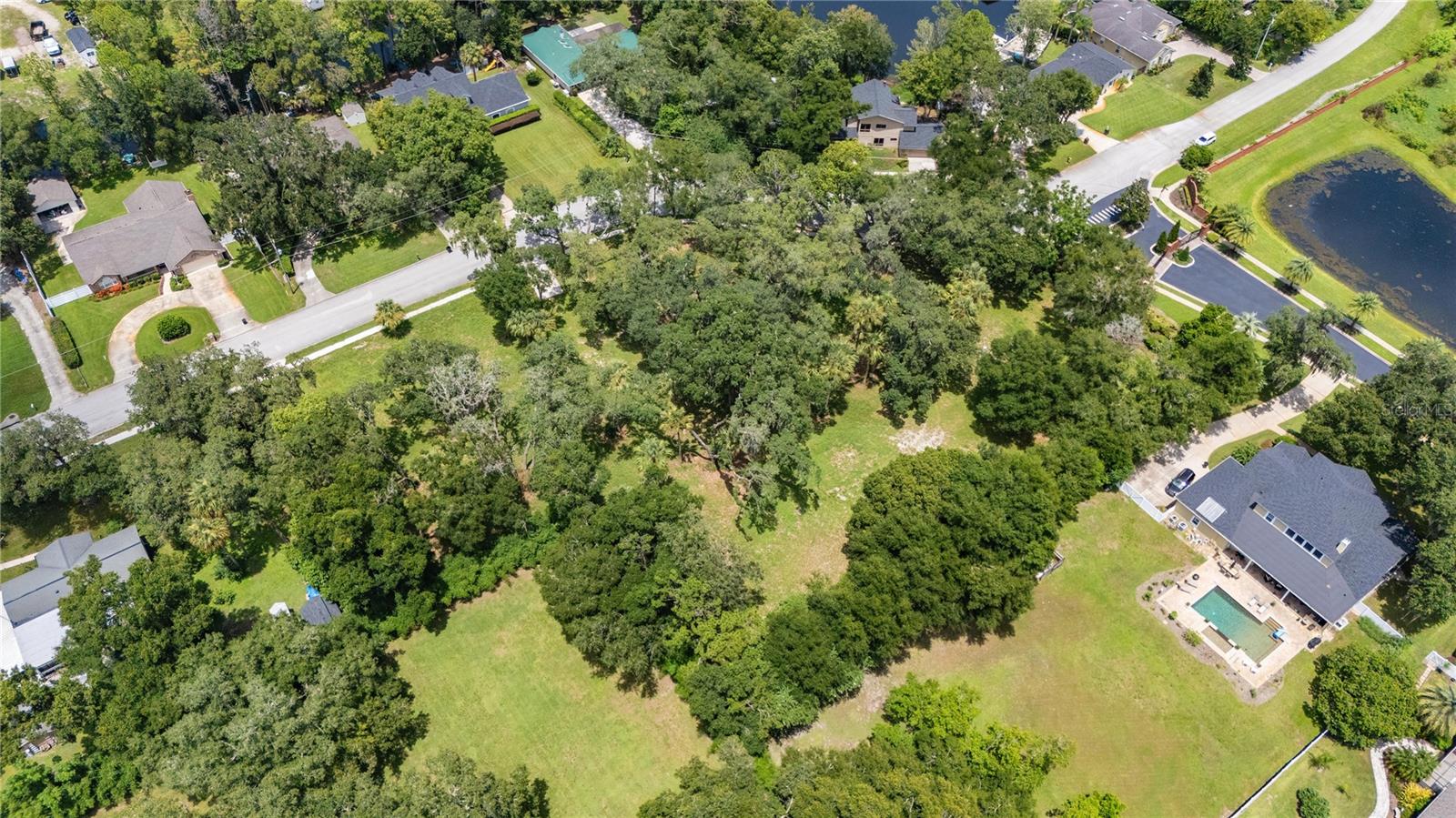 LAKE MARKHAM ESTATES - Land