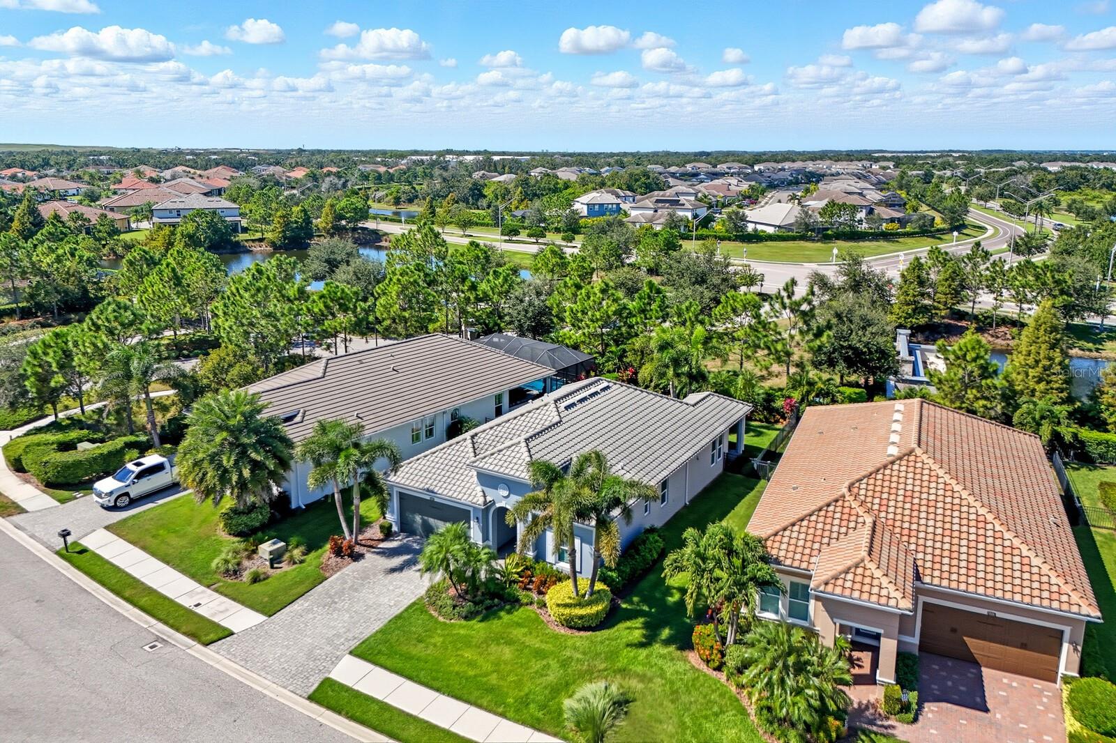 ARBOR GRANDE - Residential