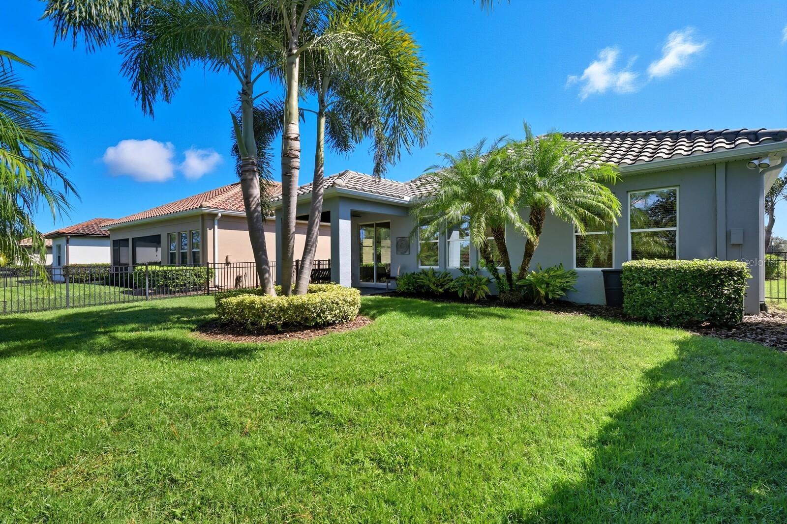 ARBOR GRANDE - Residential