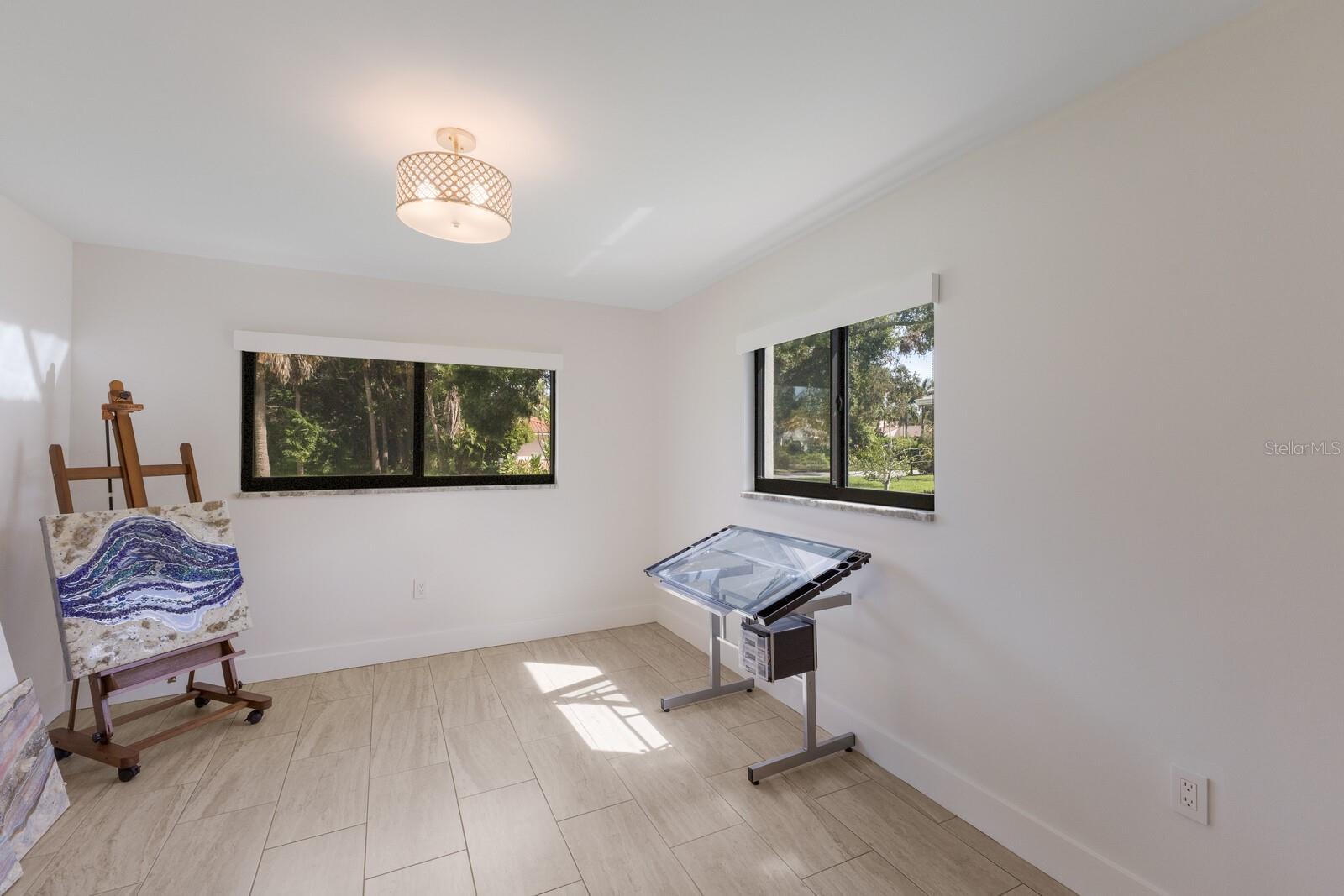 SAPPHIRE SHORES - Residential