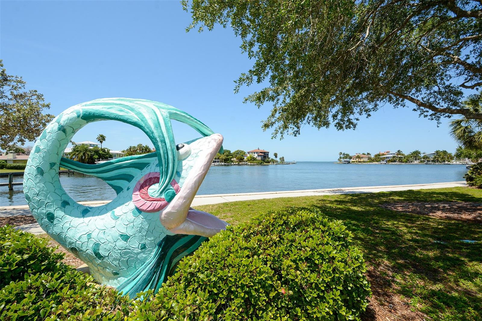 SAPPHIRE SHORES - Residential