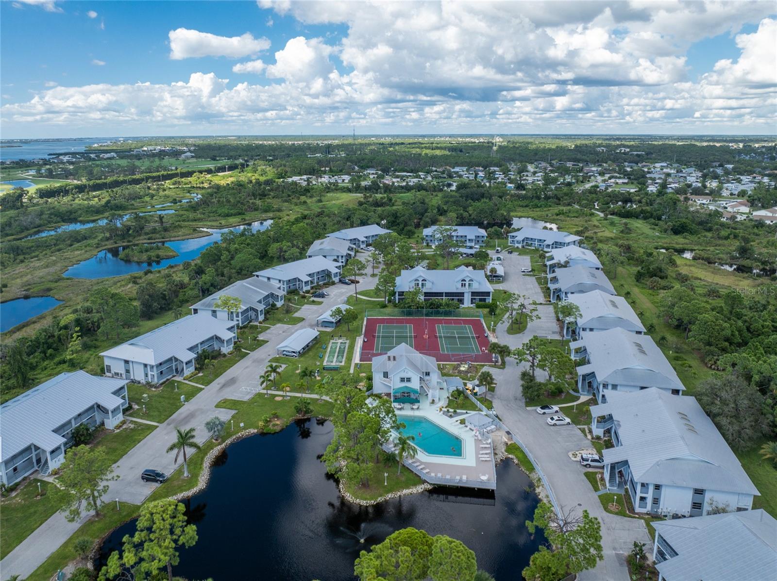 FIDDLERS GREEN 02 PH 03 BLDG 01 - Residential