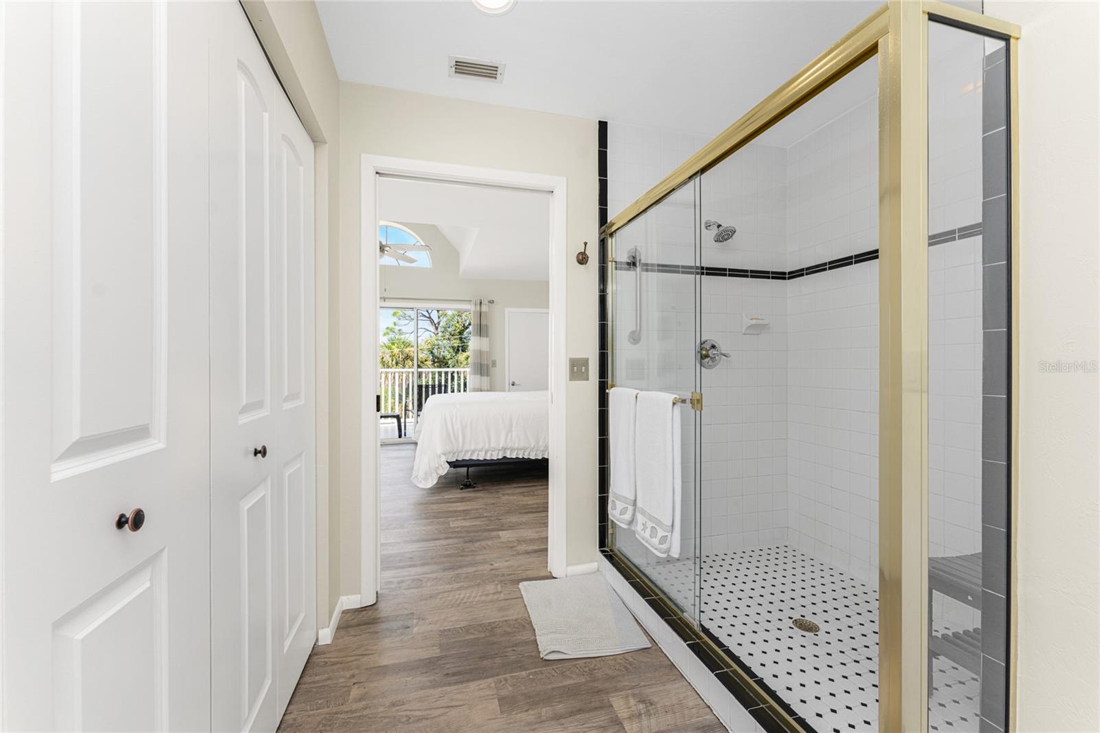 FIDDLERS GREEN 02 PH 03 BLDG 01 - Residential